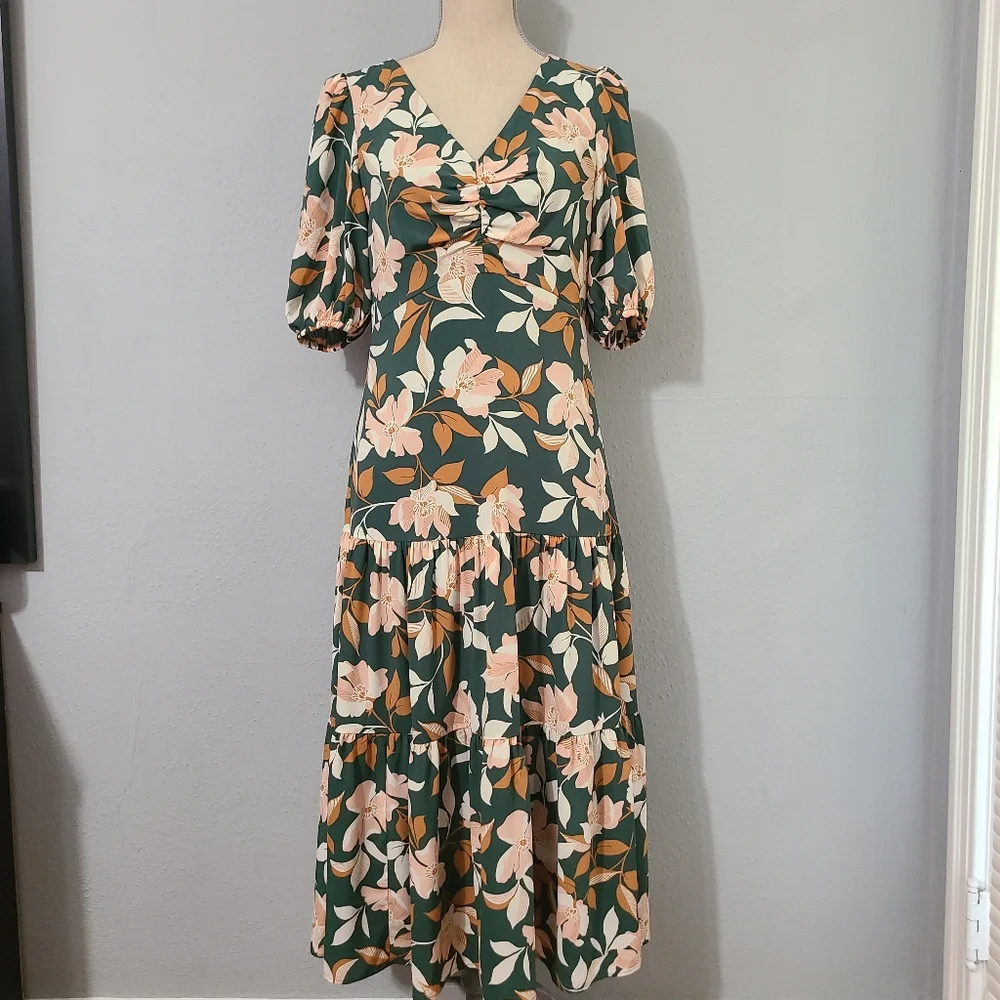 Gal Meets Glam Tegan Floral Tiered Midi Dress Size 4